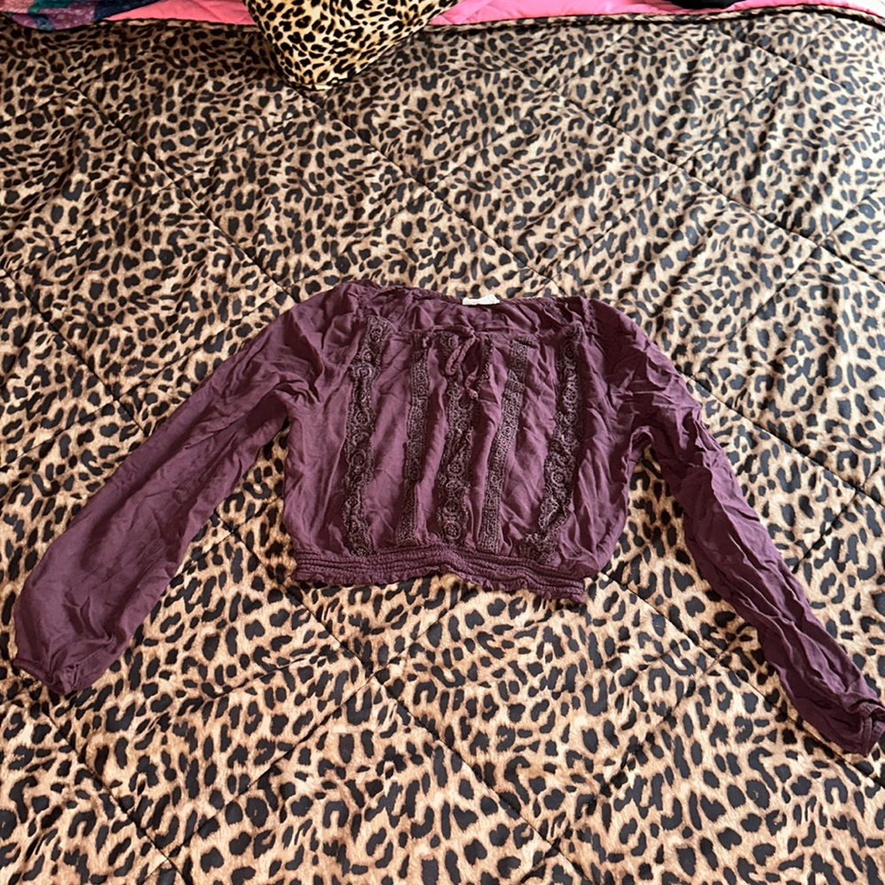 Full tilt, maroon, long sleeve crop blouse